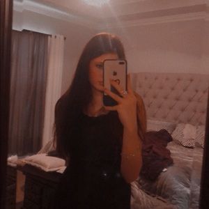 Meet your Posher, Halie